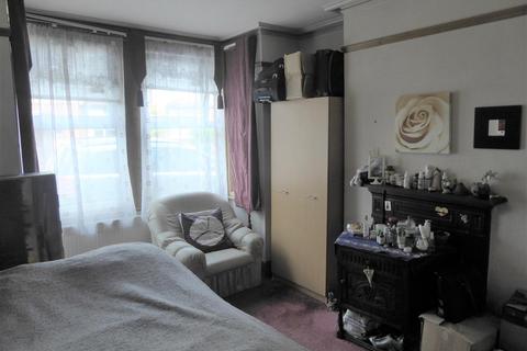 36 Temple Road, Hounslow, TW3 1XS