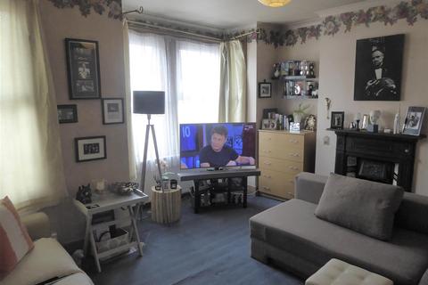 36 Temple Road, Hounslow, TW3 1XS