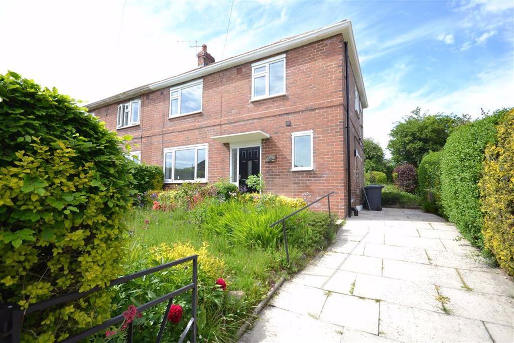 Alandale Drive, Garforth, Leeds, LS25 3 bed semidetached house £220,000