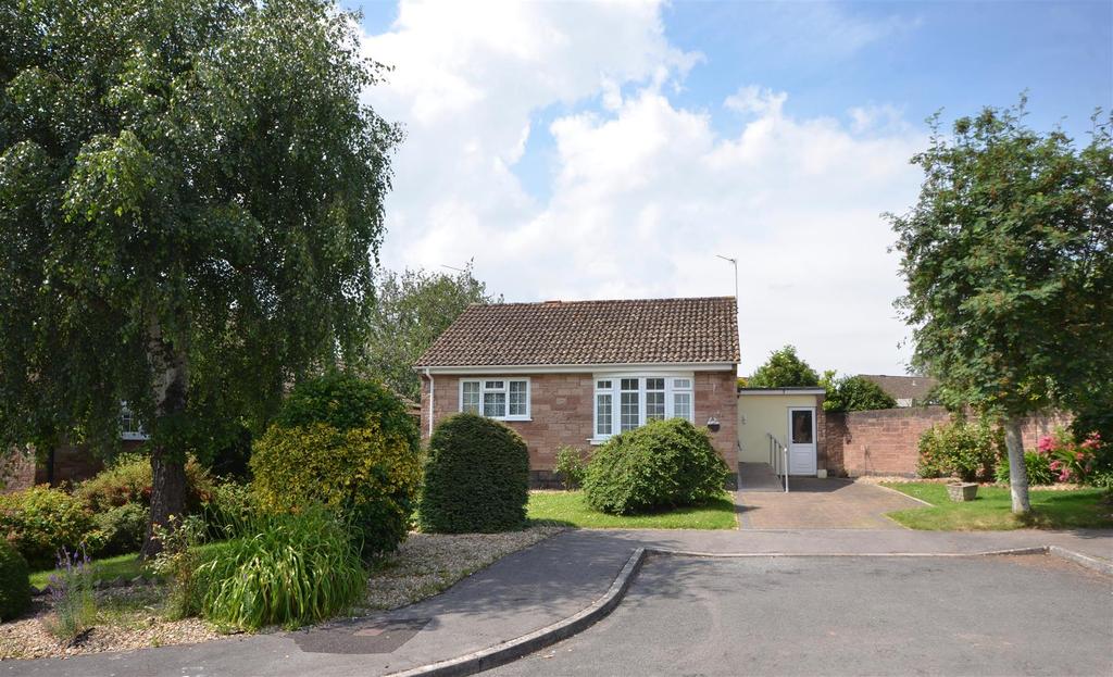 Snathe Lea, Lydeard, Taunton 2 bed detached bungalow £255,000