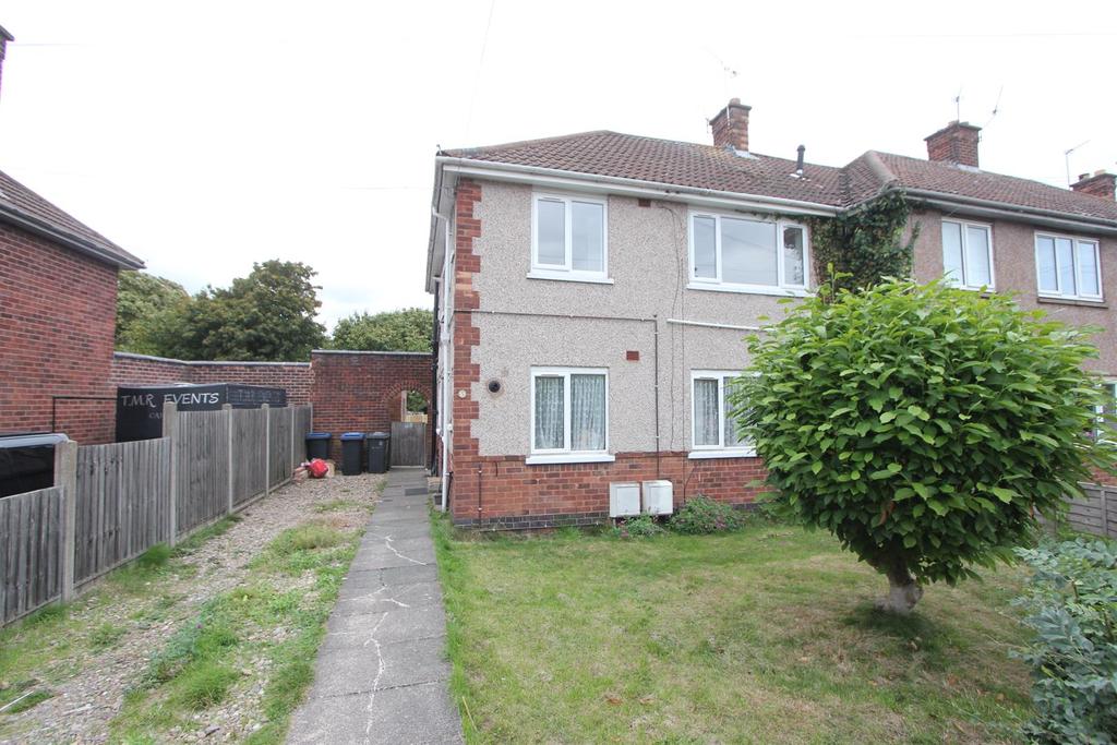 Holt Road, Burbage 2 bed flat £125,000