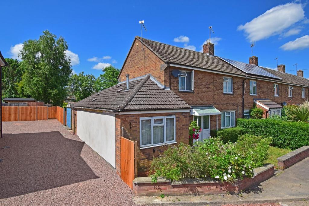 9 The Grove, Studley, Warwickshire... 3 bed end of terrace house £269,950