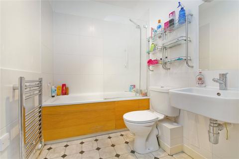 2 bedroom apartment to rent, Dalston Lane, London, E8
