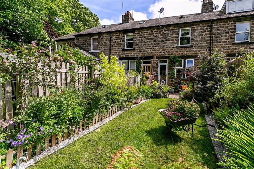 Flaxton Terrace, Pannal, North Yorkshire 3 bed terraced house £350,000