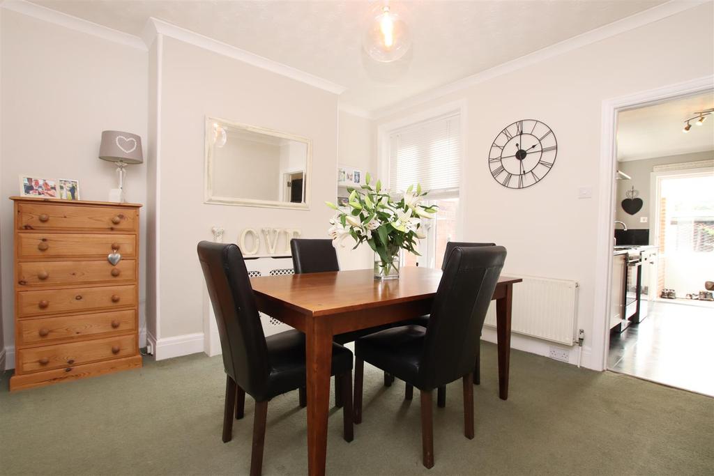 Dining Room.JPG
