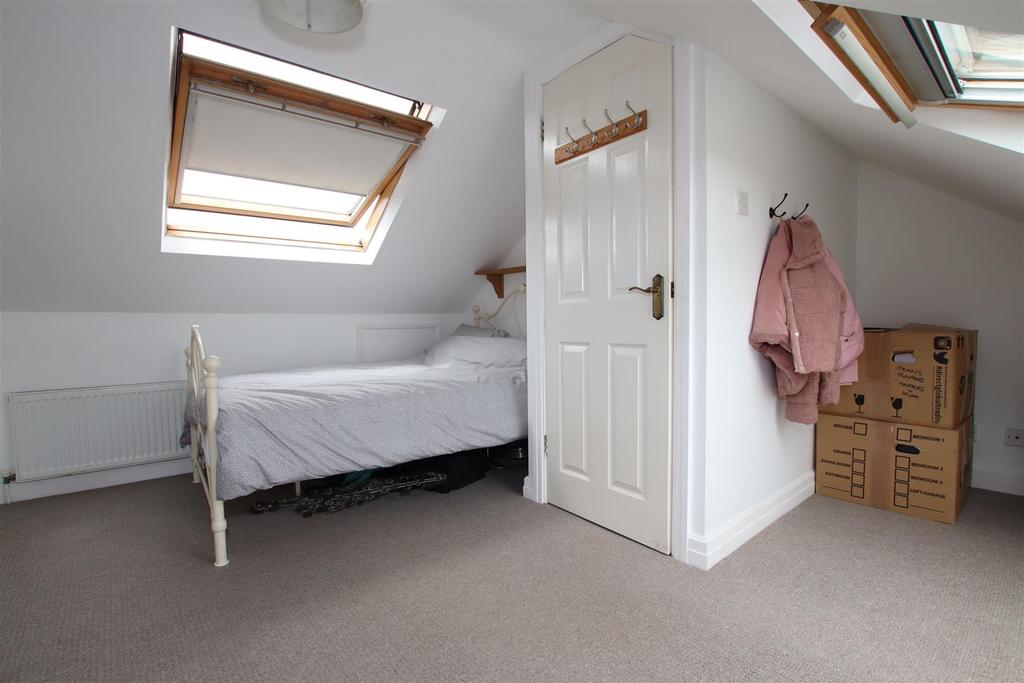 Bedroom 3.JPG
