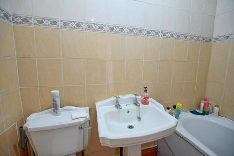 4 Bracewell Street, Burnley, BB10 1SS