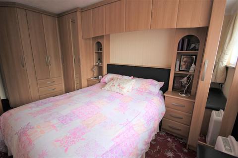 1 Epsom Close, Cheadle, Stoke-on-trent, ST10 1TG