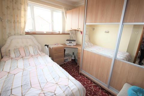 1 Epsom Close, Cheadle, Stoke-on-trent, ST10 1TG