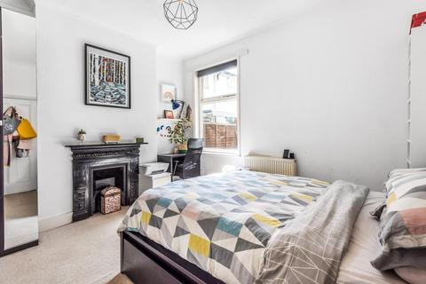 89 Birkbeck Road, Beckenham, BR3 4SW
