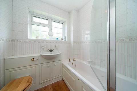 13 Pembridge Road, Bovingdon, Hemel Hempstead, HP3 0QJ
