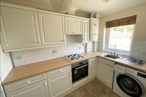 2 bedroom flat to rent, Northwood Road, Whitstable