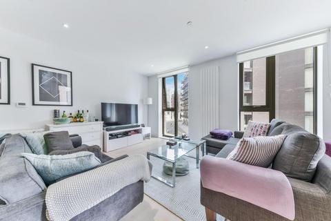 1 bedroom apartment for sale, Commodore House, Royal Wharf, E16