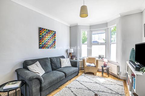 70 Watcombe Road, London, SE25 4UZ