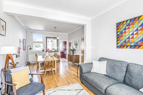 70 Watcombe Road, London, SE25 4UZ