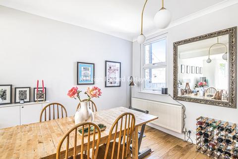 70 Watcombe Road, London, SE25 4UZ