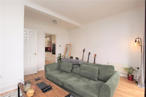 3 bedroom apartment to rent - Mayfair Gardens, Southampton, SO15
