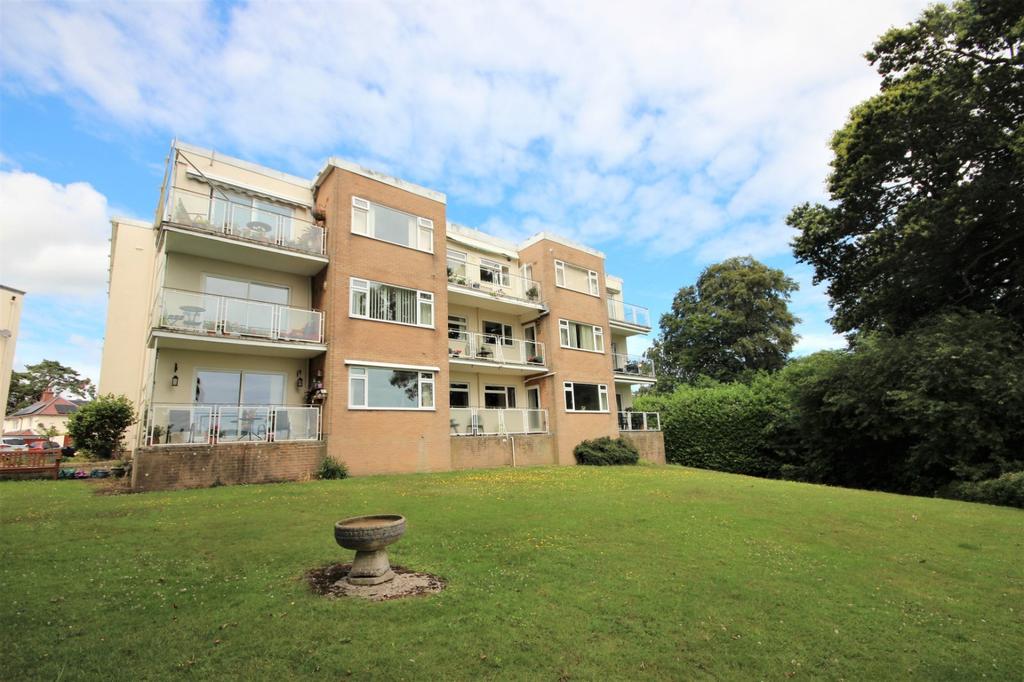Wallace Road, Broadstone, BH18 2 bed apartment for sale £279,950