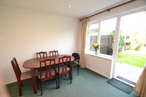 47 Avon Meade, Fordingbridge, SP6 1QR