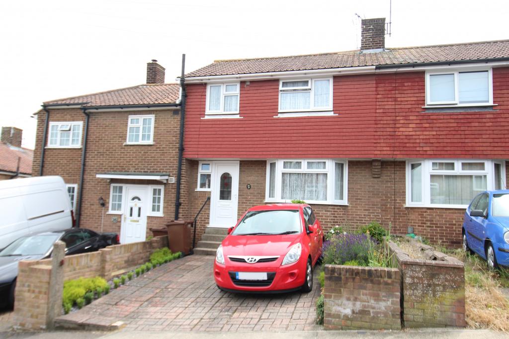 Pickwick Crescent, Rochester, Kent... 3 bed terraced house £275,000
