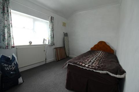 28 Pickwick Crescent, Rochester, ME1 2HZ