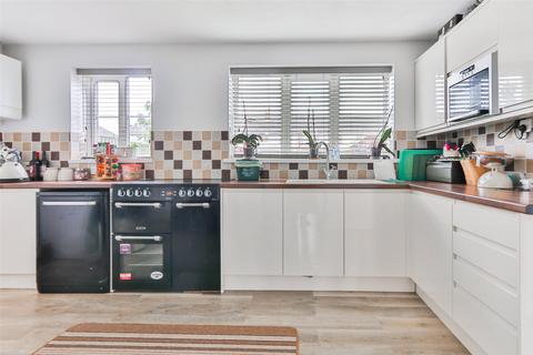 4 Ascott Close, Hull, HU4 6EQ