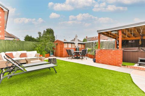 4 Ascott Close, Hull, HU4 6EQ