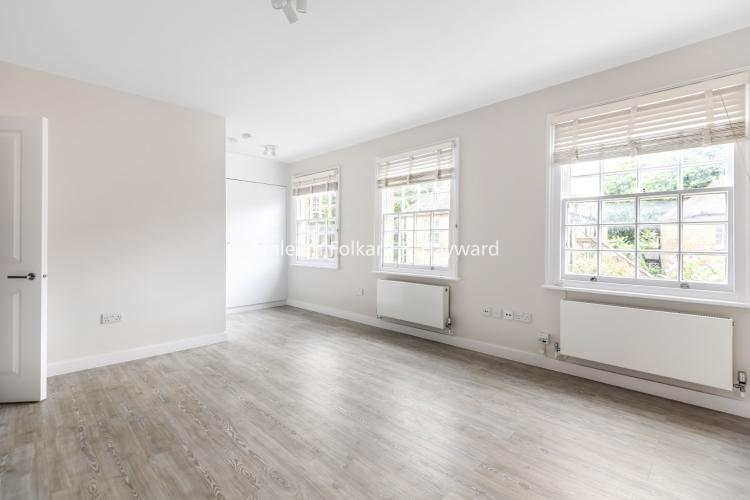 Aylesbury Road Walworth SE17 2 bed flat £1,700 pcm (£392 pw)