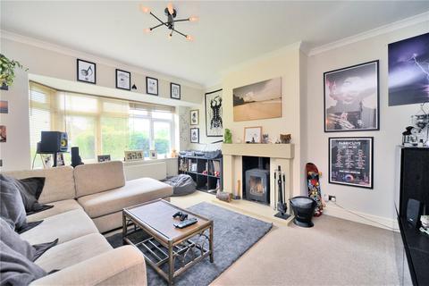 12 Maple Way, Coulsdon, CR5 3RN