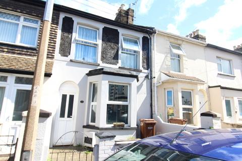 37 Waterloo Road, Gillingham, ME7 4SA