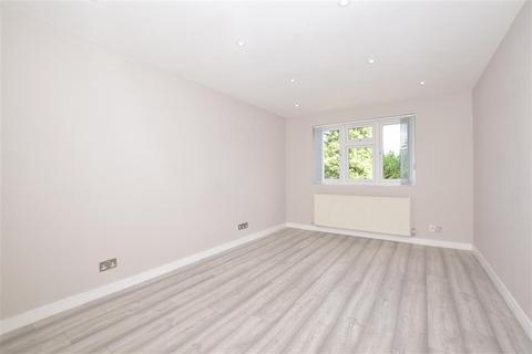 43 Blackford Close, South Croydon, CR2 6BT