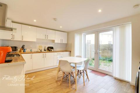 undefined, Island Row, London