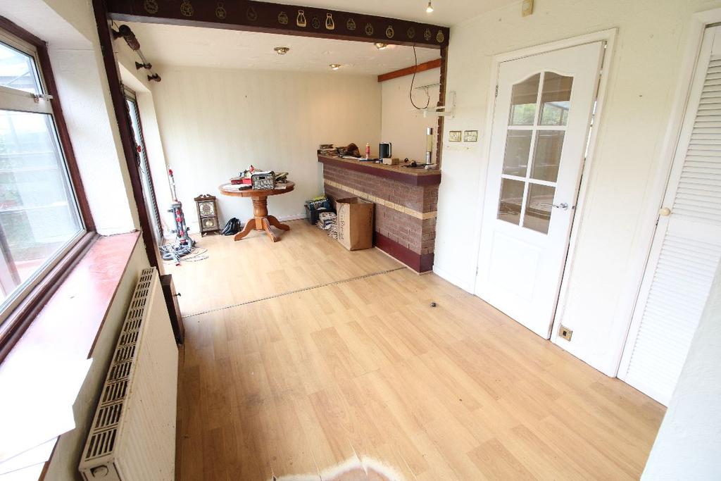 Cannock Road, Featherstone... 3 bed semidetached house £140,000