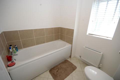 27 Bedeswell Close, Hebburn, NE31 2GB