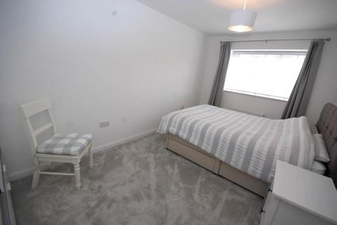 27 Bedeswell Close, Hebburn, NE31 2GB