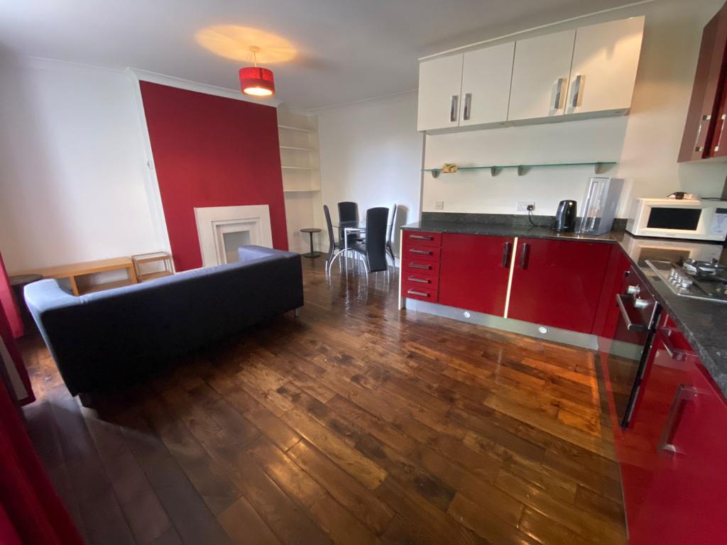 Newington Green Road, Islington, N1 1 bed flat £1,450 pcm (£335 pw)