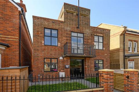 Flat 3, Symons House, 18 Borough Road, Kingston Upon Thames, KT2 6BD