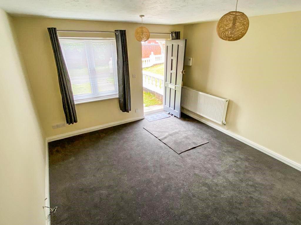 Dentdale Drive, Liverpool, L5 3ST 2 bed semidetached house £750 pcm
