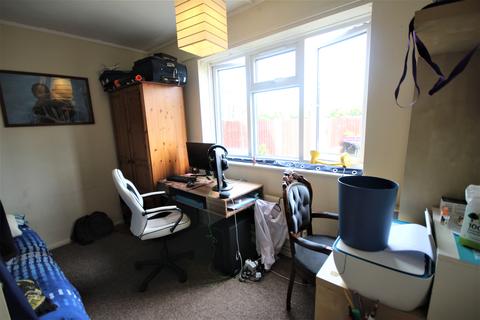 46 Weekley Glebe Road, Kettering, NN16 9NP