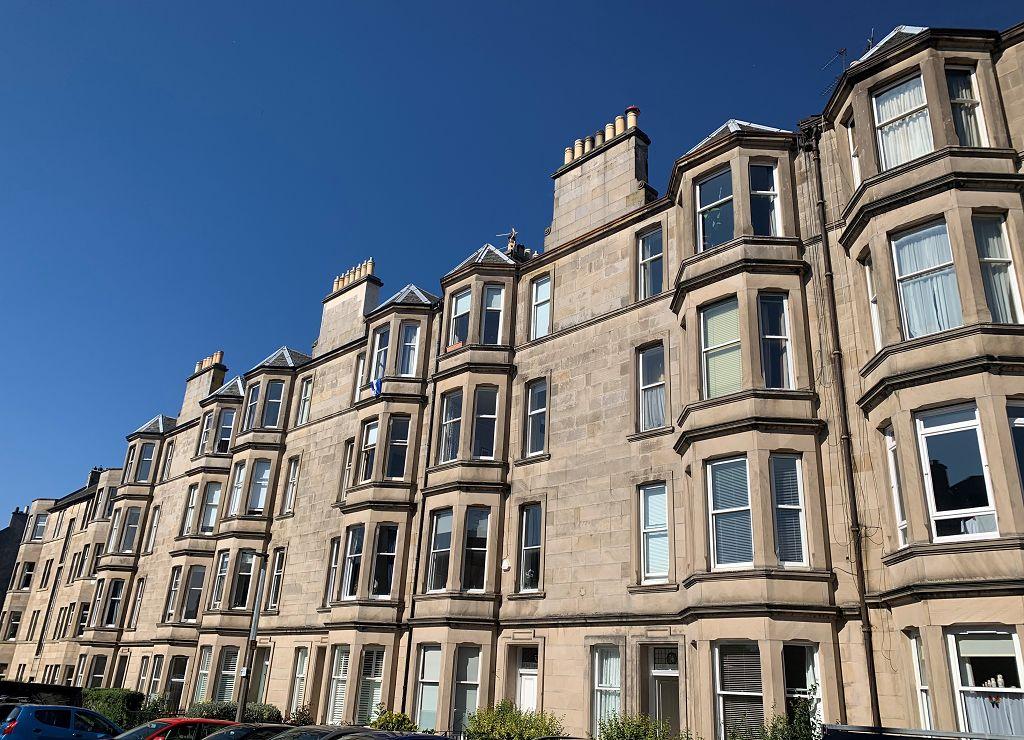 Learmonth Grove, Edinburgh Available now 2 bed flat £1,195 pcm (£276 pw)