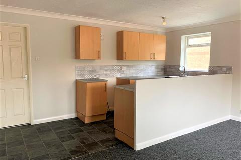 2 bedroom flat to rent, Coultas Court, Albert Avenue, Hull HU3