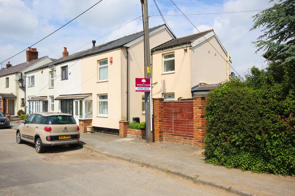 Warrington Road, Acton Bridge, CW8 2 bed end of terrace house £200,000