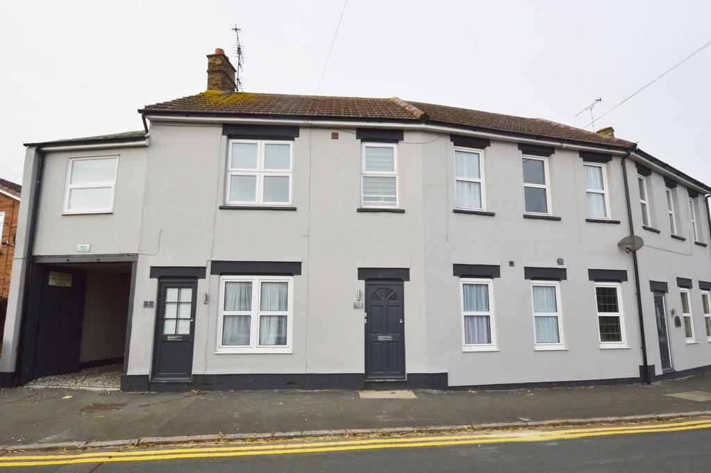 Shoebury Road, Great Wakering, SS3 2 bed apartment £199,999