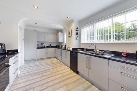 37 Bennetts End Close, Hemel Hempstead, HP3 8DT