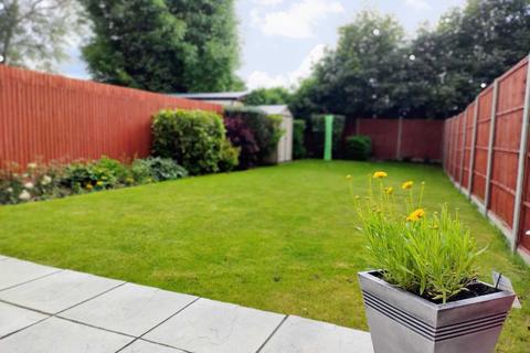 37 Bennetts End Close, Hemel Hempstead, HP3 8DT