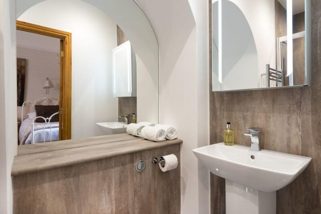 Twin Room En-suite