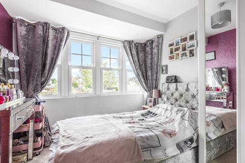 21 Carlyle Avenue, Bromley, BR1 2RB