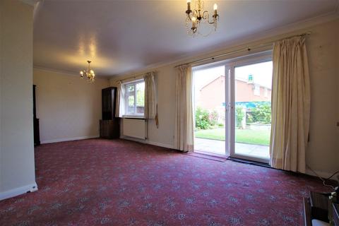 65 Marlborough Way, Uttoxeter, ST14 7HL