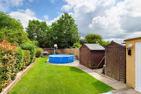 31 Calgary Crescent, Burton-on-trent, DE15 0PE