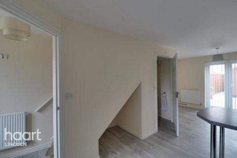 2 bedroom end of terrace house to rent, Forge Way, Lincoln